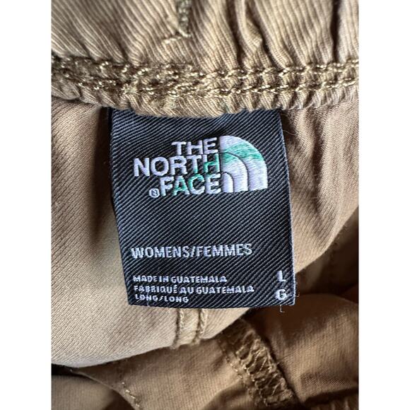 The North Face Women’s Khaki Outdoor Utility Shorts Size L Gorpcore Hiking - Picture 4 of 6